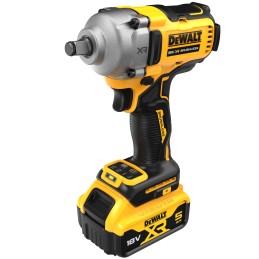 1 pcs - DeWALT 1/2 in 18V, 5Ah Cordless Impact Wrench, UK Plug