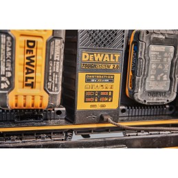 1 pcs - DeWALT DWST83470-GB Power Tool Charger, 18V for use with FLEXVOLT Battery Packs, UK Plug
