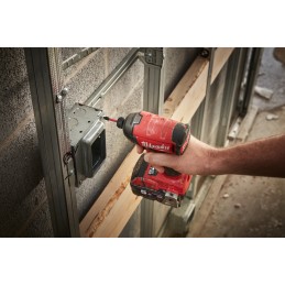 1 pcs - Milwaukee 1/4 in 18V, 5Ah Cordless Impact Driver