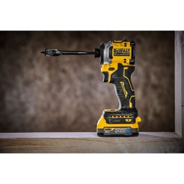 1 pcs - DeWALT 18V Cordless Impact Wrench, UK Plug