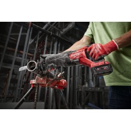 1 pcs - Milwaukee M18 ONEKEY FUEL Cordless Reciprocating Saw, 18V