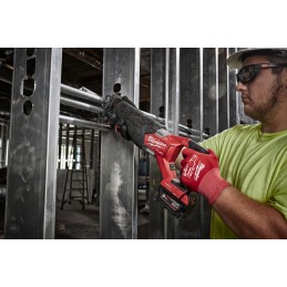 1 pcs - Milwaukee M18 ONEKEY FUEL Cordless Reciprocating Saw, 18V