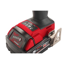 1 pcs - Milwaukee 1/2 in 18V, 5Ah Cordless Impact Wrench, UK Plug
