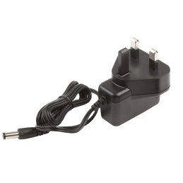 1 pcs - XP Power 5W Plug-In AC/DC Adapter 6V dc Output, 830mA Output