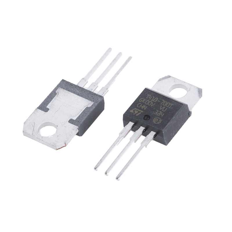 5 pcs - STMicroelectronics Through Hole, 3-pin, TRIAC, 700V, Gate Trigger 1.3V 700V