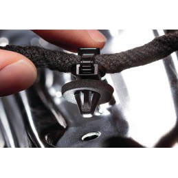 1 Bag of 500 - HellermannTyton Black Nylon Adjustable Clip, 45mm Max. Bundle