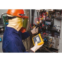 1 pcs - Fluke 1736 Three Phase Power Energy Monitor & Logger, Bluetooth, USB, Wireless