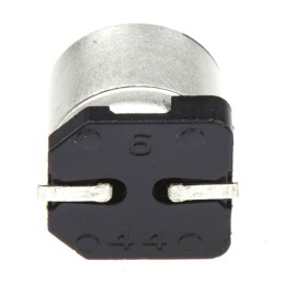 100 pcs - Panasonic 220μF Aluminium Electrolytic Capacitor 6.3V dc, Surface Mount - EEEFK0J221P