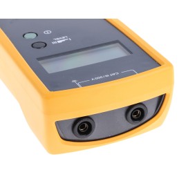 1 pcs - Fluke 2042T Cable Tracer Transmitter, Cable Detection Depth 2.5m CAT III 300 V, Maximum Safe Working Voltage 400V