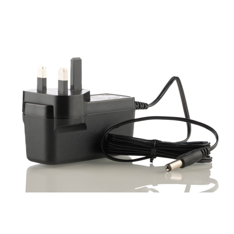 1 pcs - XP Power 24W Plug-In AC/DC Adapter 24V dc Output, 1A Output