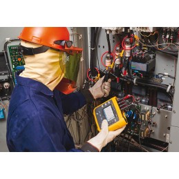 1 pcs - Fluke 1738 Three Phase Power Energy Monitor & Logger, Bluetooth, USB, Wireless