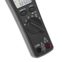 1 pcs - RS PRO ICMA5 Clamp Meter, Max Current 200A ac CAT III 1000 V, CAT IV 600 V