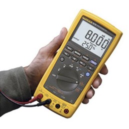 1 pcs - Fluke 787B Handheld Digital Multimeter, True RMS, 1A ac Max, 1A dc Max, 1000V ac Max - RS Calibrated