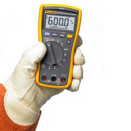 1 pcs - Fluke 117 Handheld Digital Multimeter, True RMS, 10A ac Max, 10A dc Max, 600V ac Max - UKAS Calibrated