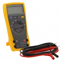 1 pcs - Fluke 175 Handheld Digital Multimeter, True RMS, 10A ac Max, 10A dc Max, 1000V ac Max - RS Calibrated