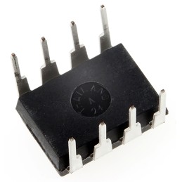 2 pcs - Microchip, Dual 10-bit- ADC 200ksps, 8-Pin PDIP