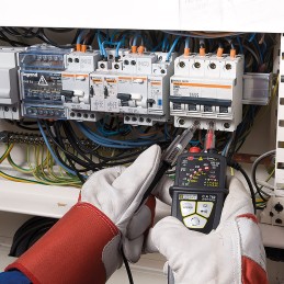 1 pcs - Chauvin Arnoux CA 762, LED Voltage tester, 690 V ac, 750V dc, Continuity Check, Battery Powered, CAT IV With RS