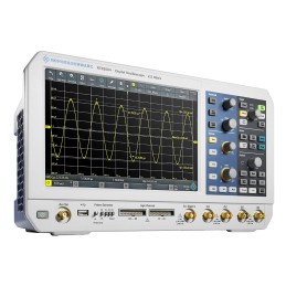 1 pcs - Rohde & Schwarz RTB2004 RTB2000 Series Digital Bench Oscilloscope, 4 Analogue Channels, 70MHz