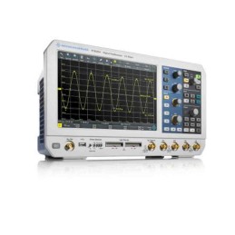 1 pcs - Rohde & Schwarz RTB2004 RTB2000 Series Digital Bench Oscilloscope, 4 Analogue Channels, 300MHz - RS Calibrated