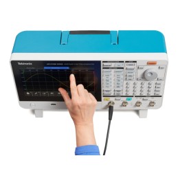 1 pcs - Tektronix Waveform Generator - RS Calibrated