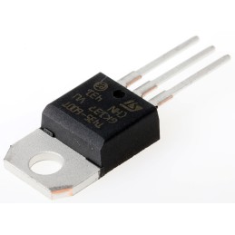 5 pcs - STMicroelectronics Through Hole, 3-pin, TRIAC, 600V, Gate Trigger 1.3V 600V