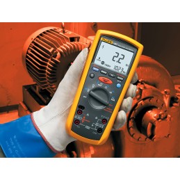 1 pcs - Fluke 1577 Insulation Tester, 500V Min, 1000V Max, 2GΩ Max, CAT III 1000V - RS Calibration