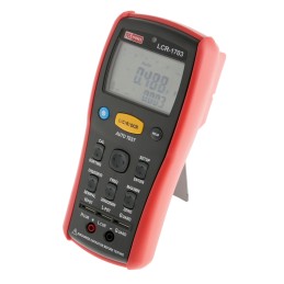 1 pcs - RS PRO Handheld LCR Meter 20mF, 200 MΩ, 20000H With RS Calibration