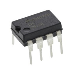40 pcs - LM2903N/NOPB Texas Instruments, Dual Comparator, Open Collector, Open Drain O/P, 1.3μs 8-Pin PDIP