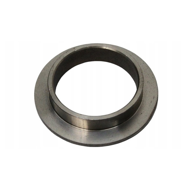 Massey Ferguson intermediate wheel bushing 731033m1