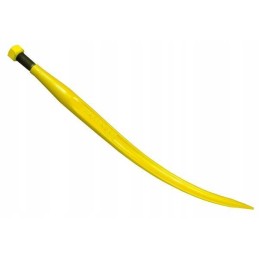 The loader has a bent 680mm Waryn grapple