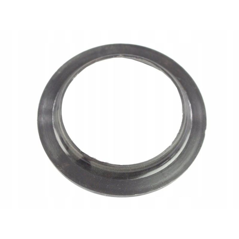 The ring seals the front shaft of the shaker 504013014