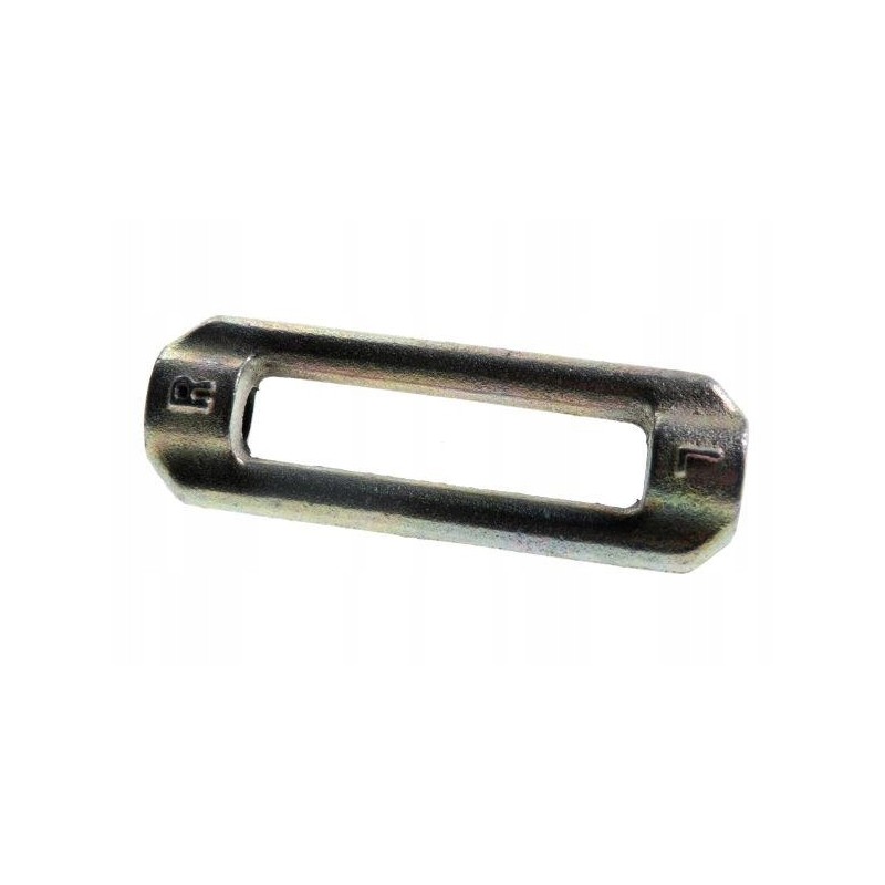 A nut tensioning the turnbuckle of the side chains