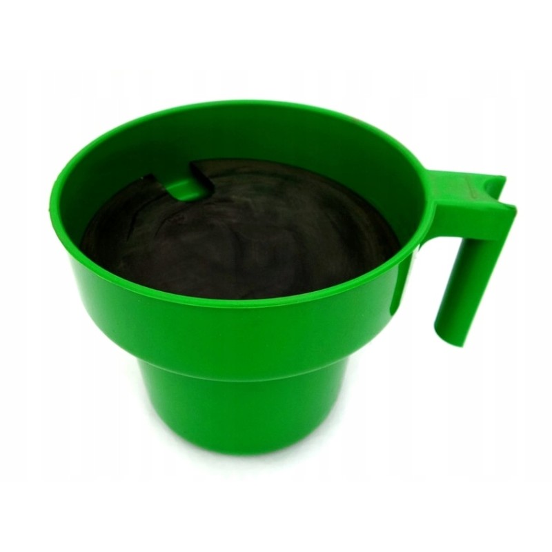 Alpha cup pre-feeder green milking machine