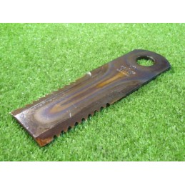 Movable forage harvester knife 755784 toothed 4mm rasspe