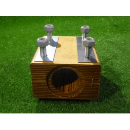 Wooden bushing for claas 678522 shakers