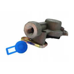 Air pipe connector with valve c 330 c 360