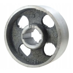 The brake drum fits the Wladimirec T 25 7 tractor