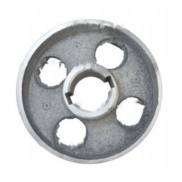 The brake drum fits the Wladimirec T 25 7 tractor