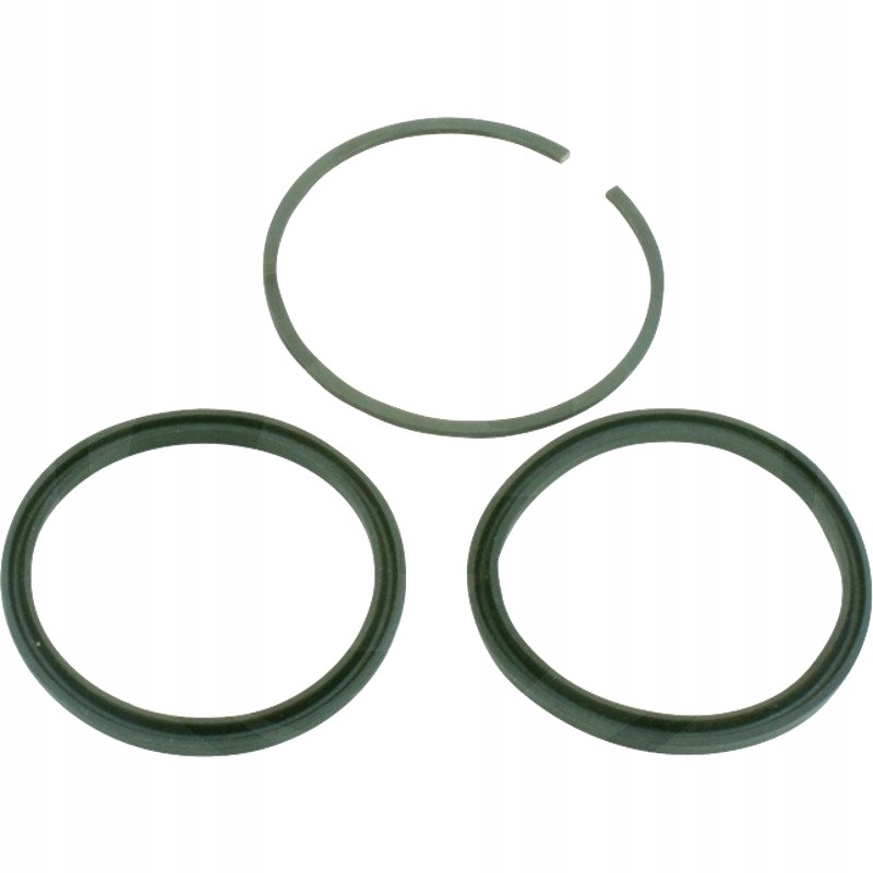 Set of rings for hydraulic lift piston
