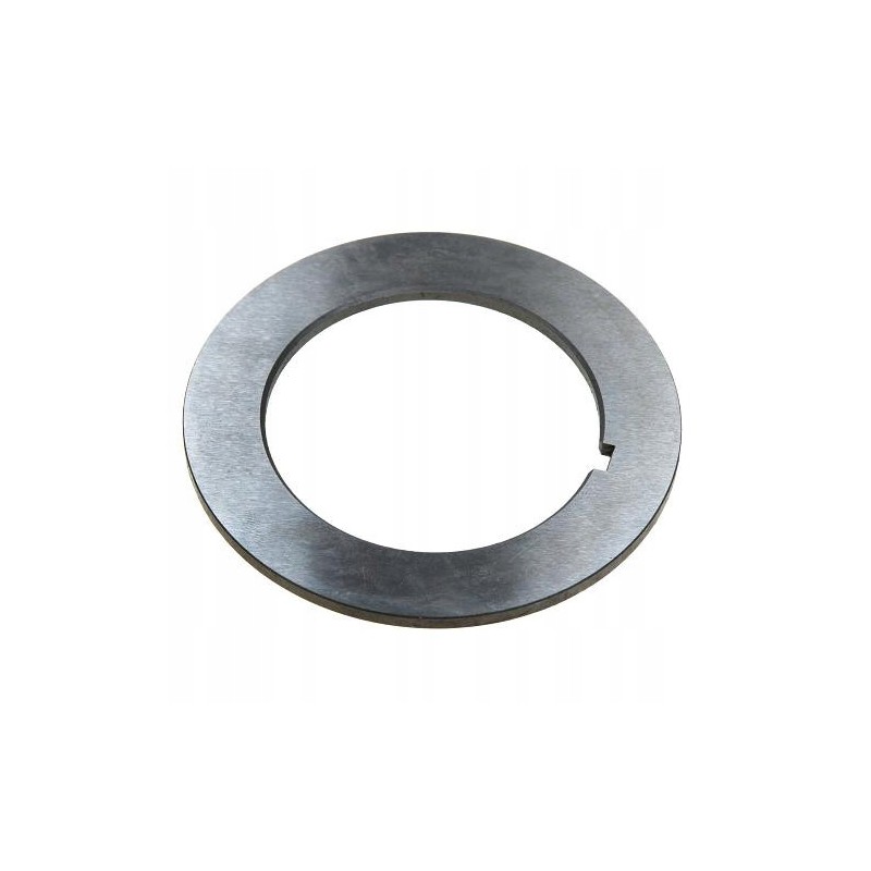 Spacer ring for gear wheel and reducer shaft
