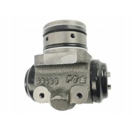 Brake cylinder right left Fendt G15810015002