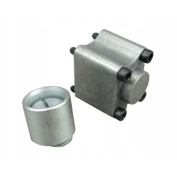 Latch for manually operated distributor 40l