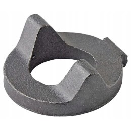 A ring of stone clutched the zetor