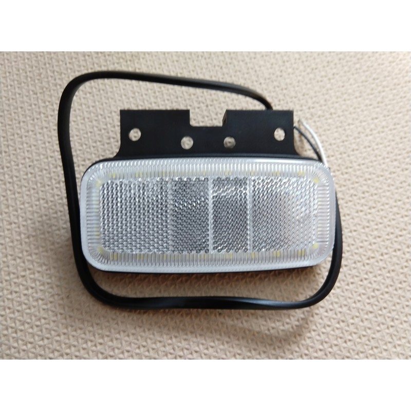 Rectangular white LED marker lamp with reflector