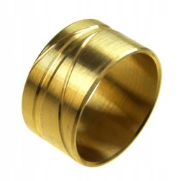 Sleeve of the intermediate wheel of the lift pump drive