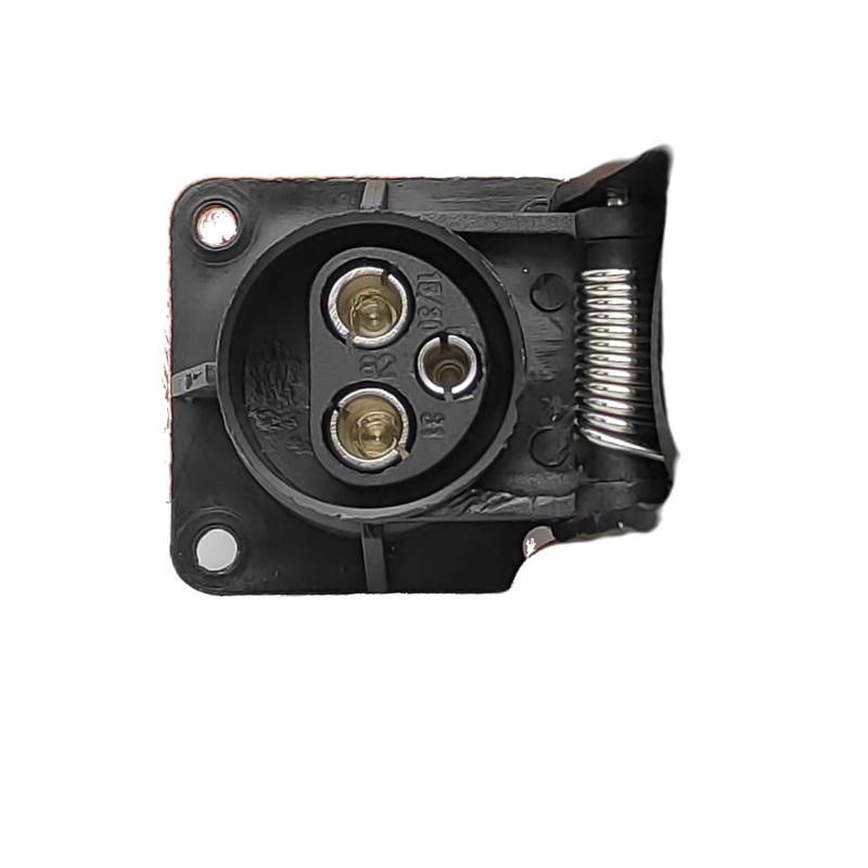 Socket 3 pins 4 holes