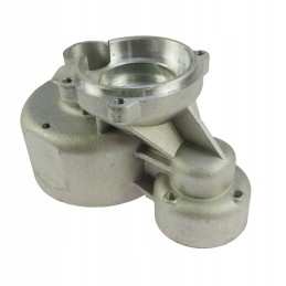 Deutzfahr Magneton starter gear housing