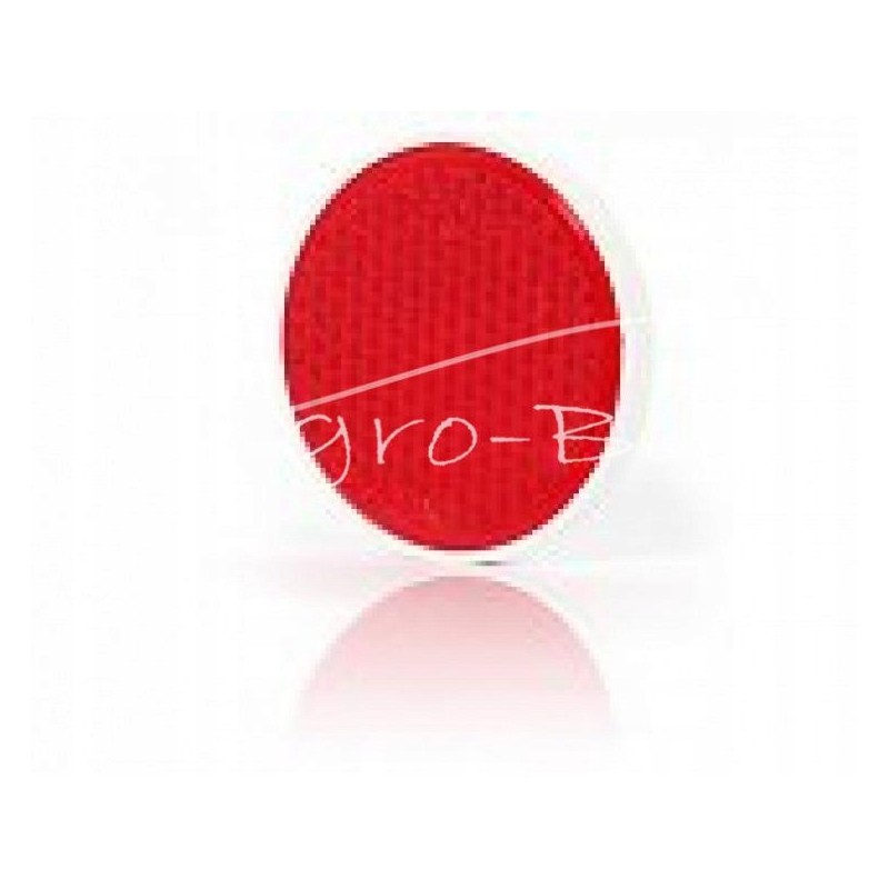 The red reflector screws you up