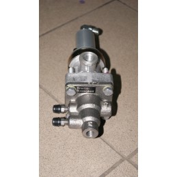 The hydraulic control valve applied the Valtra brake