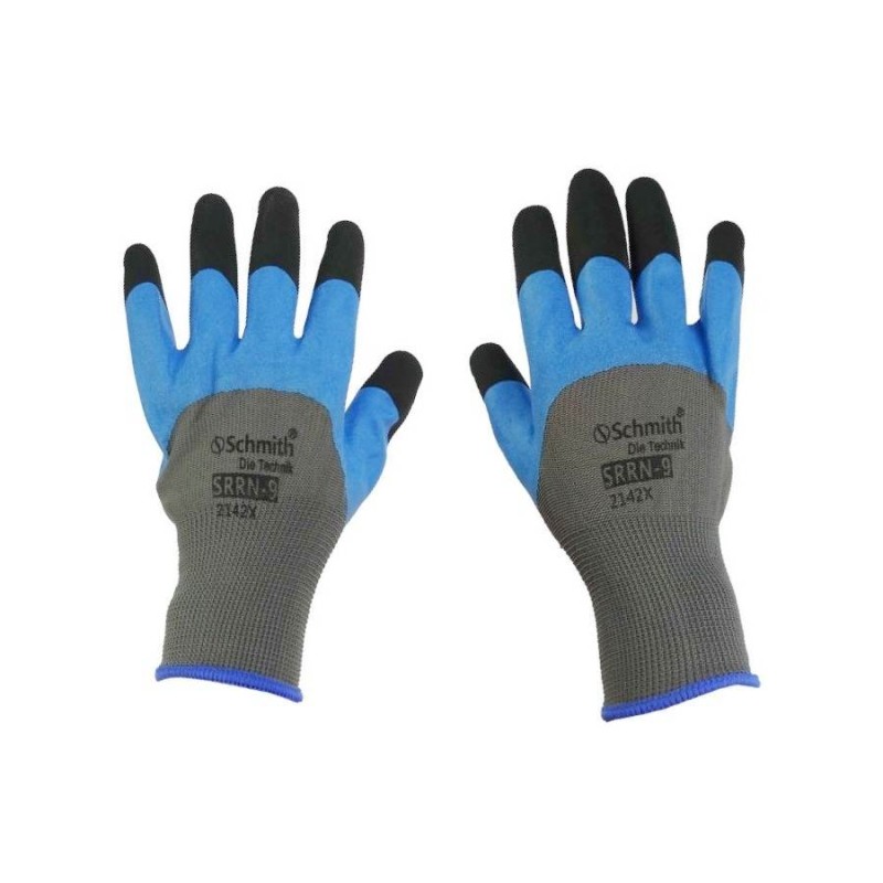 Latex 9 coated gloves in construction in ro